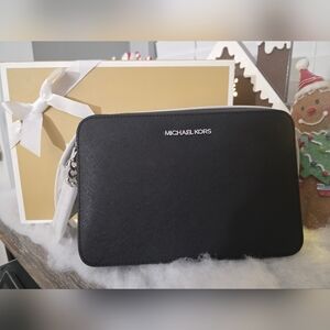 Michael Kors Jet Set Black/Silver Large Saffiano Leather Crossbody Bag